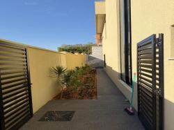 Casa em condomínio para Venda em Goiânia - 5