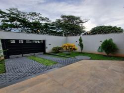 Casa para Venda em Goiânia - 3