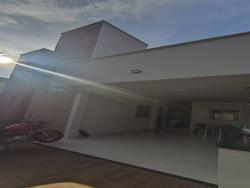 Casa para Venda em Goiânia - 3