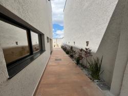 Casa para Venda em Goiânia - 4