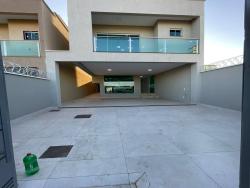 Sobrado para Venda em Goiânia - 2