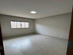 Casa para Venda em Aparecida de Goiânia - 2