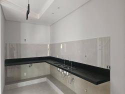 Sobrado para Venda em Goiânia - 5