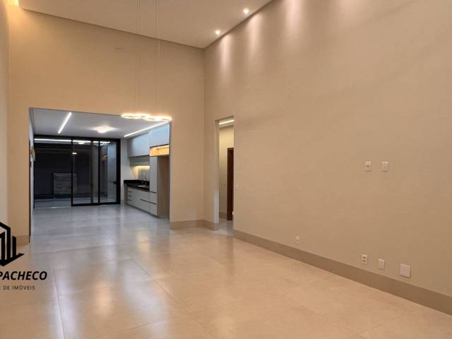 #2704 - Casa para Venda em Goiânia - GO