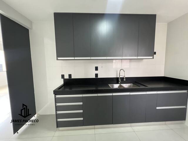 Apartamento para Venda em Goiânia - 4