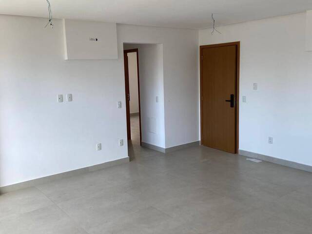 #2746 - Apartamento para Venda em Goiânia - GO