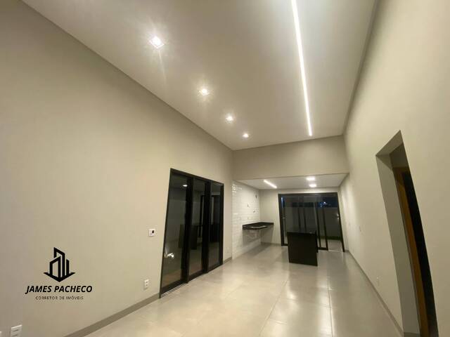 #2751 - Casa em condomínio para Venda em Aparecida de Goiânia - GO