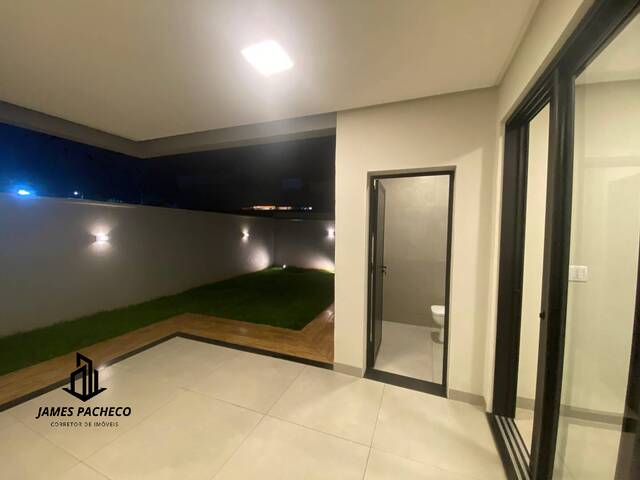 #2751 - Casa em condomínio para Venda em Aparecida de Goiânia - GO