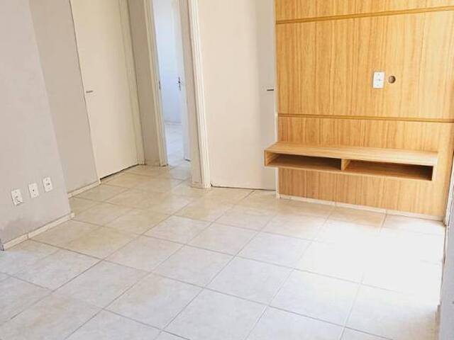 #2758 - Apartamento para Venda em Goiânia - GO