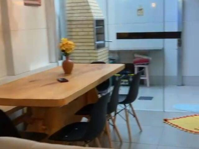 Casa para Venda em Goiânia - 5