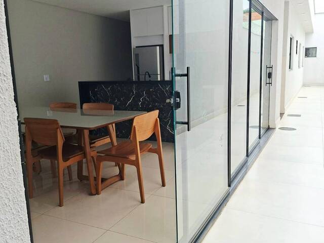 Casa para Venda em Goiânia - 5