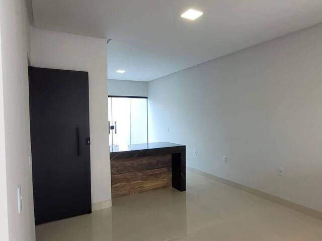 Casa para Venda em Goiânia - 5