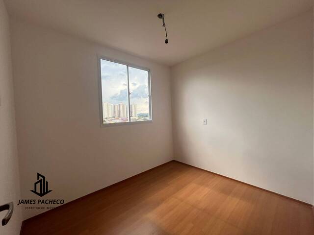 Apartamento para Venda em Goiânia - 4