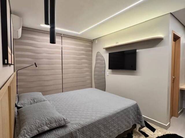 Apartamento para Venda em Goiânia - 4