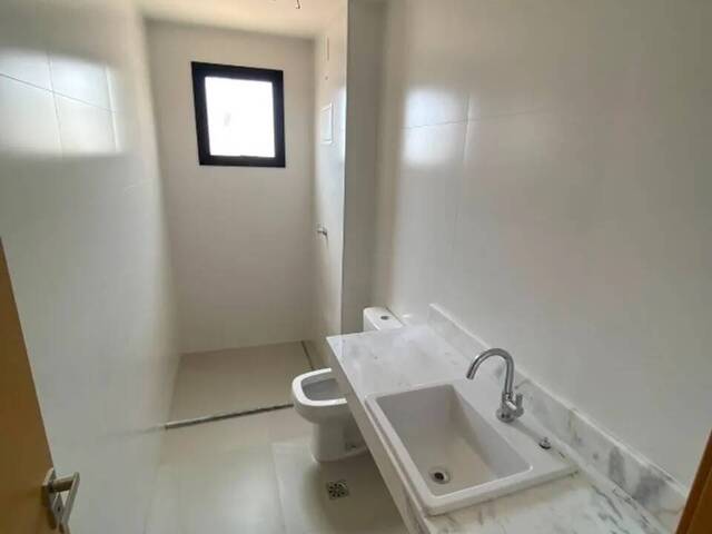 Apartamento para Venda em Goiânia - 5