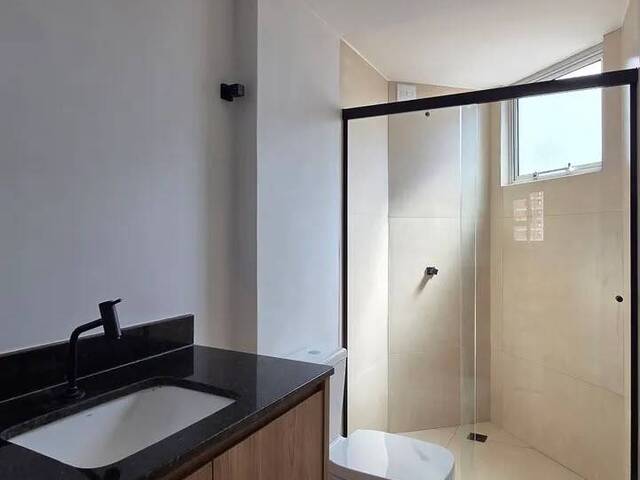 #2868 - Apartamento para Venda em Goiânia - GO