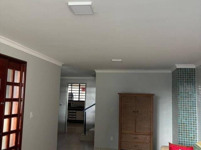 Casa para Venda em Goiânia - 5