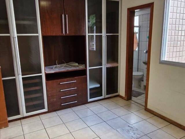 Apartamento para Venda em Goiânia - 4