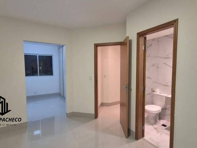 Apartamento para Venda em Goiânia - 4