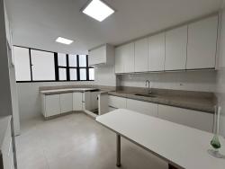 Apartamento para Venda em Goiânia - 4