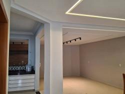 Sobrado para Venda em Goiânia - 3