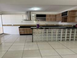 Casa para Venda em Goiânia - 3