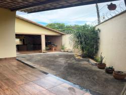 Casa para Venda em Goiânia - 3