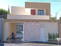 Casa para Venda em Goiânia - 2