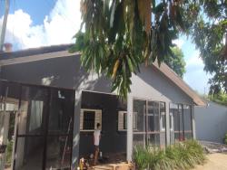 Casa para Venda em Goiânia - 3