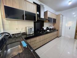 Casa para Venda em Aparecida de Goiânia - 2