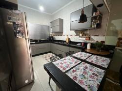 Casa para Venda em Goiânia - 5