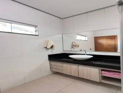 Casa para Venda em Aparecida de Goiânia - 2